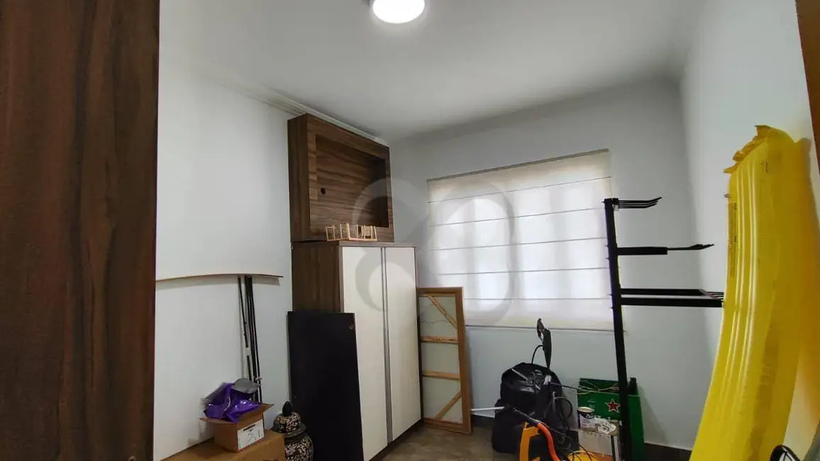 Sobrado com 3 quartos à venda e para alugar, 442m2 em Jardim Burle Marx, Londrina - PR - imagem 8 Foto 8 de Sobrado com 3 quartos à venda e para alugar, 442m2 em Jardim Burle Marx, Londrina - PR