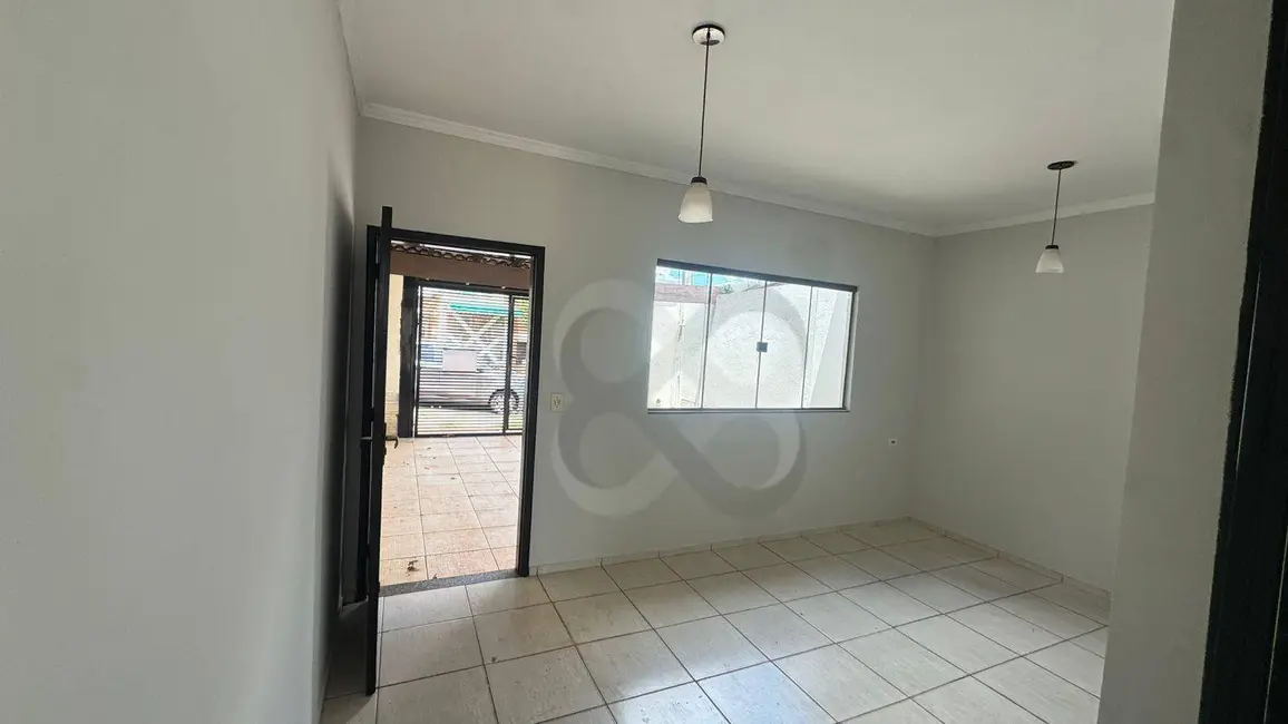 Foto 5 de Casa com 3 quartos para alugar, 83m2 em Coliseu, Londrina - PR