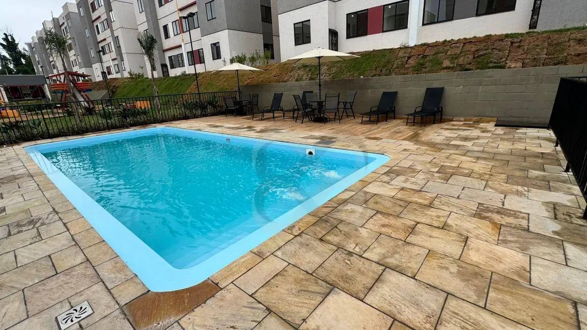 Foto 3 de Apartamento com 2 quartos para alugar, 42m2 em Londrina - PR