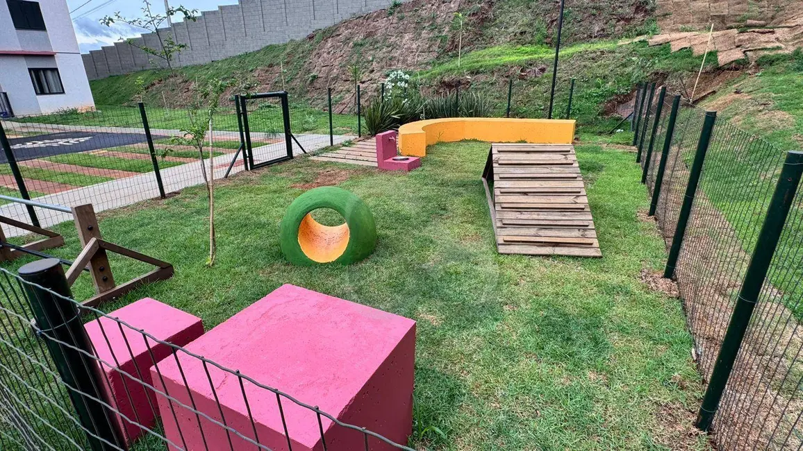 Foto 9 de Apartamento com 2 quartos para alugar, 42m2 em Londrina - PR