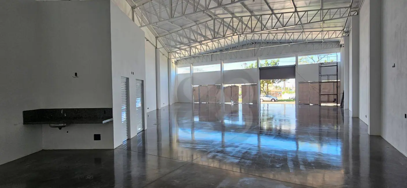 Foto 5 de Armazém / Galpão para alugar, 434m2 em Messiânico, Londrina - PR