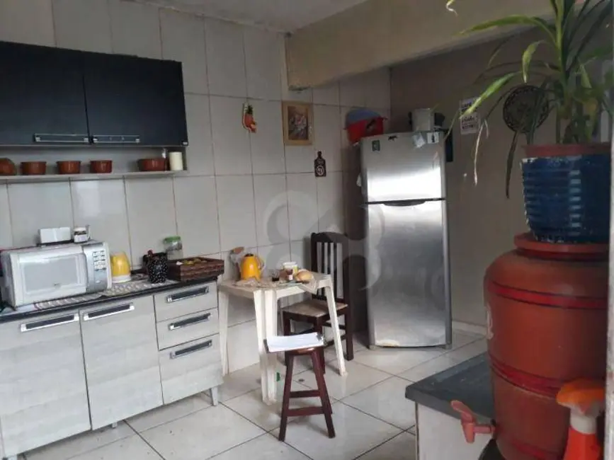 Armazém / Galpão à venda, 200m2 em Jardim Neman Sahyun, Londrina - PR - imagem 4 Foto 4 de Armazém / Galpão à venda, 200m2 em Jardim Neman Sahyun, Londrina - PR