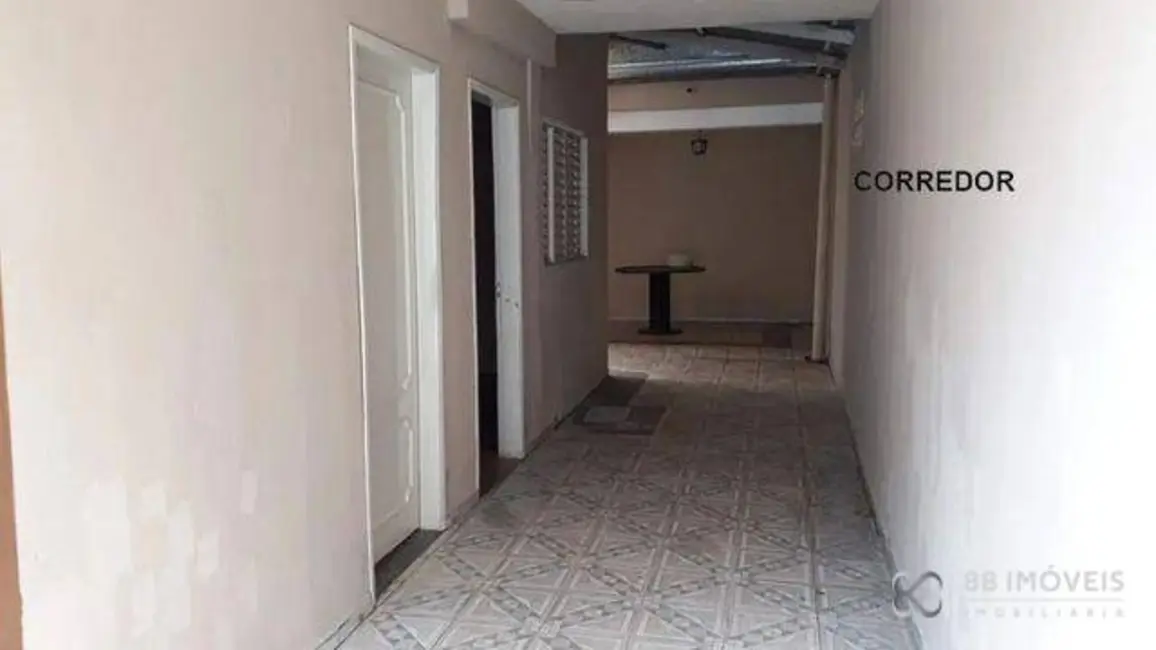 Foto 3 de Casa com 3 quartos à venda, 250m2 em Conjunto Farid Libos, Londrina - PR