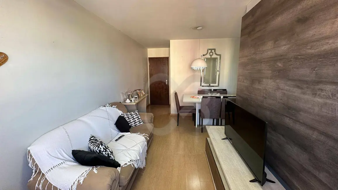Foto 4 de Apartamento com 3 quartos para alugar, 76m2 em Igapó, Londrina - PR