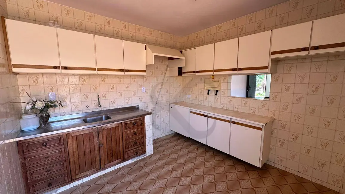 Foto 6 de Casa com 3 quartos à venda e para alugar, 585m2 em Boa Vista, Londrina - PR