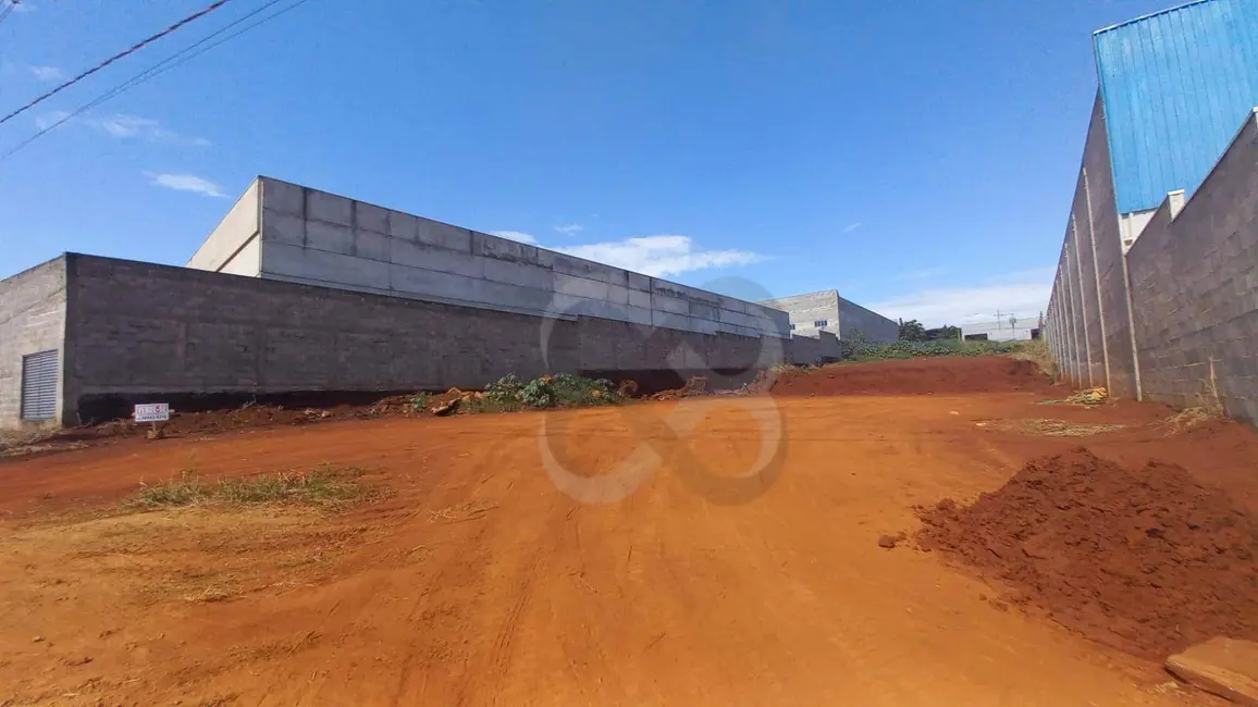 Terreno / Lote à venda, 1264m2 em Parque Industrial Buena Vista, Londrina - PR - imagem 5 Foto 5 de Terreno / Lote à venda, 1264m2 em Parque Industrial Buena Vista, Londrina - PR