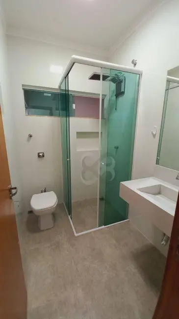 Foto 9 de Casa com 3 quartos à venda, 150m2 em Jardim Portal dos Pioneiros, Londrina - PR