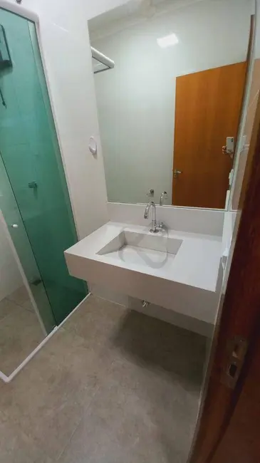 Foto 8 de Casa com 3 quartos à venda, 150m2 em Jardim Portal dos Pioneiros, Londrina - PR