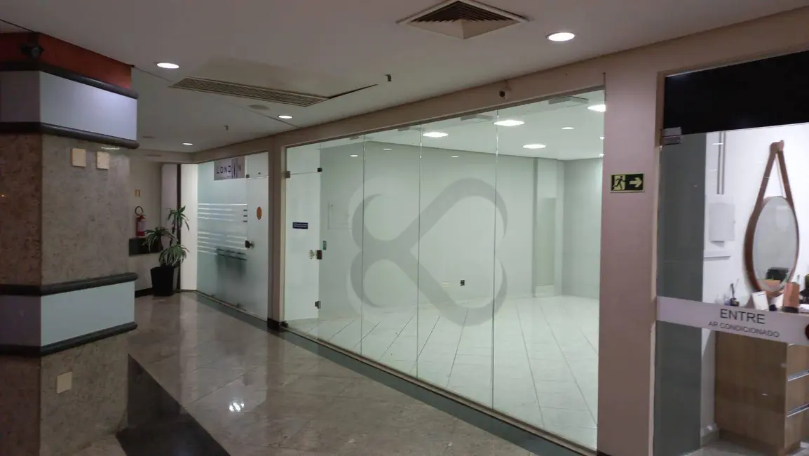 Loja à venda, 70m2 em Centro, Londrina - PR - imagem 2 Foto 2 de Loja à venda, 70m2 em Centro, Londrina - PR