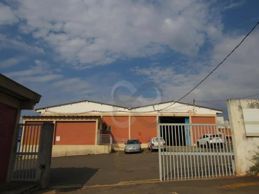 Armazém / Galpão à venda, 2000m2 em Andes, Londrina - PR - imagem 1 Foto 1 de Armazém / Galpão à venda, 2000m2 em Andes, Londrina - PR