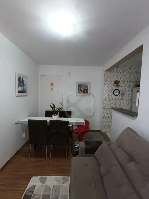 Foto 4 de Apartamento com 2 quartos à venda, 60m2 em Londrina - PR