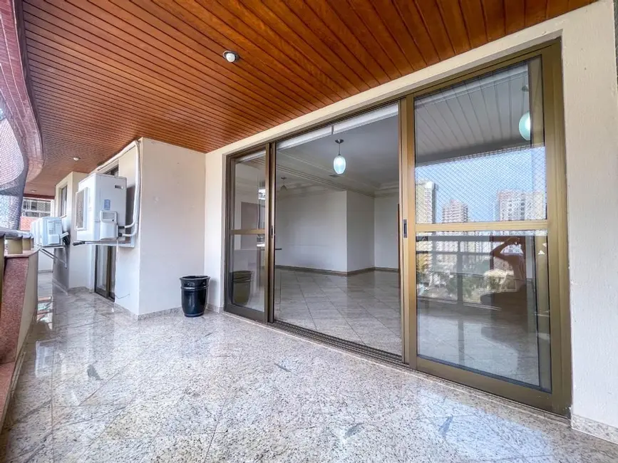 Apartamento com 3 quartos à venda, 227m2 em Centro, Londrina - PR - imagem 9 Foto 9 de Apartamento com 3 quartos à venda, 227m2 em Centro, Londrina - PR