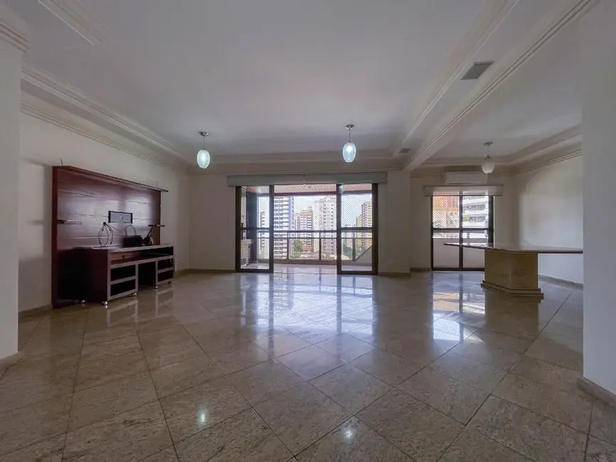 Apartamento com 3 quartos à venda, 227m2 em Centro, Londrina - PR - imagem 3 Foto 3 de Apartamento com 3 quartos à venda, 227m2 em Centro, Londrina - PR