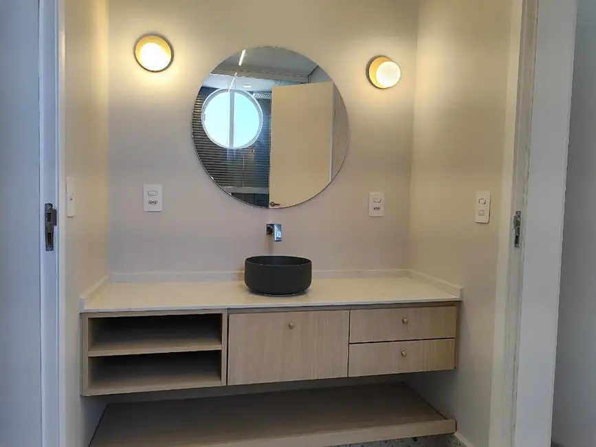 Foto 7 de Apartamento com 3 quartos à venda, 212m2 em Centro, Londrina - PR