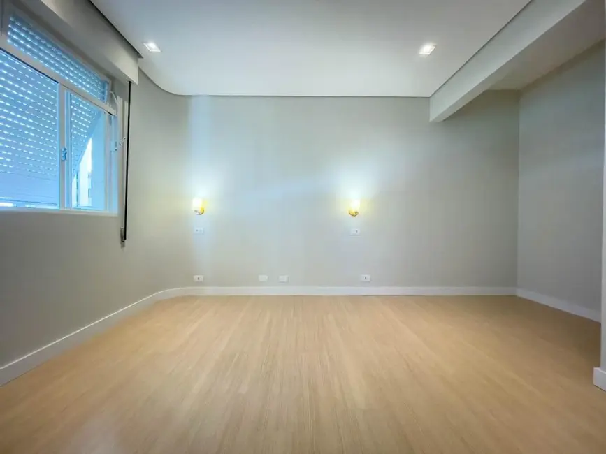 Foto 9 de Apartamento com 3 quartos à venda, 177m2 em Centro, Londrina - PR