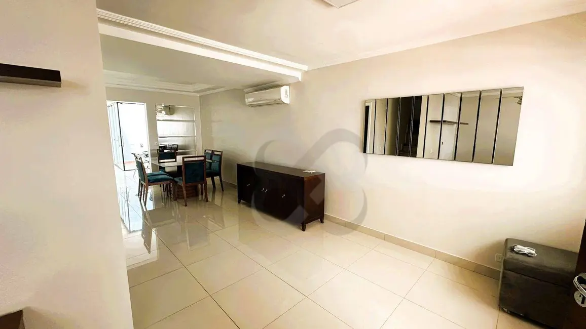 Foto 4 de Sobrado com 4 quartos para alugar, 176m2 em Aurora, Londrina - PR