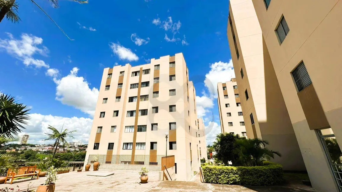 Foto 3 de Apartamento com 3 quartos para alugar, 111m2 em Amaro, Londrina - PR