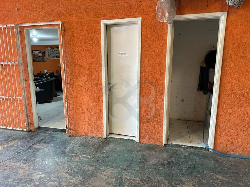 Foto 3 de Armazém / Galpão para alugar, 1100m2 em Lago Igapó, Londrina - PR