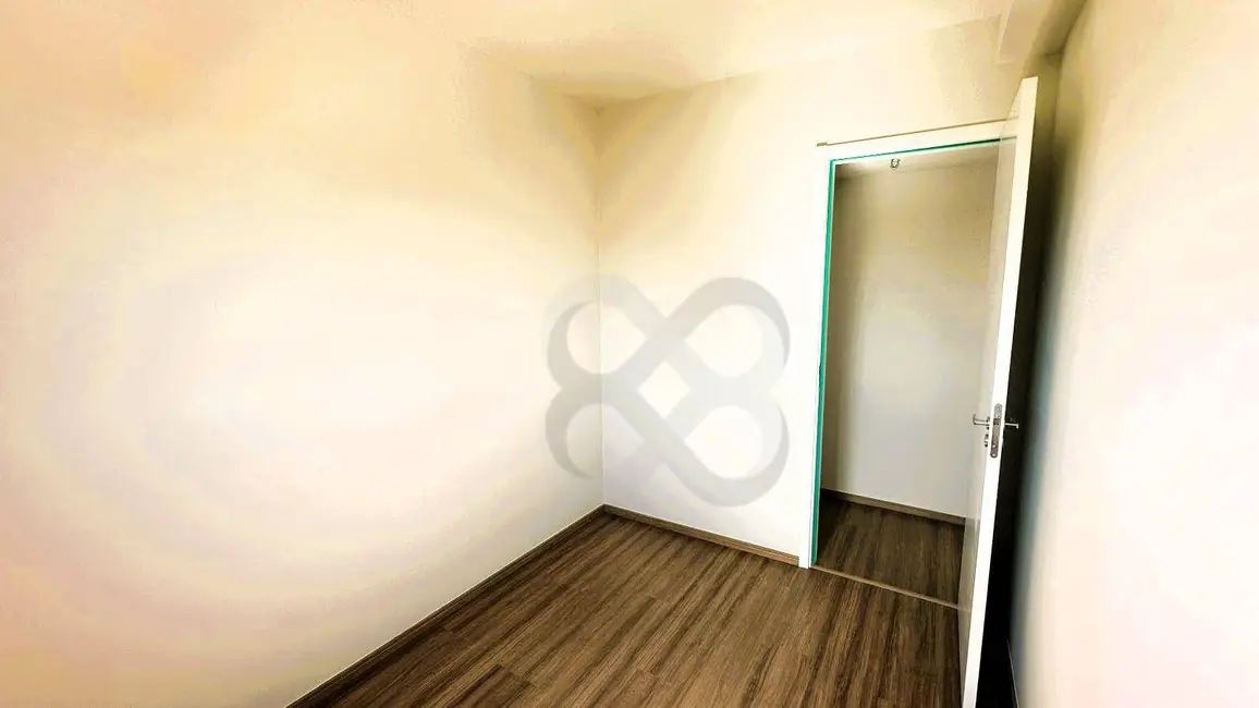Foto 8 de Apartamento com 3 quartos para alugar, 64m2 em Aurora, Londrina - PR