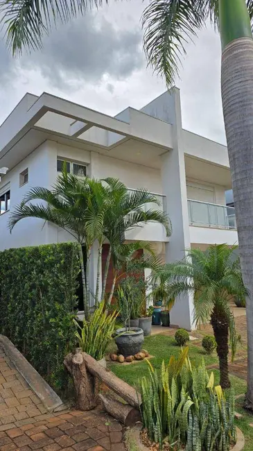 Foto 3 de Casa de Condomínio com 3 quartos para alugar, 374m2 em Esperança, Londrina - PR