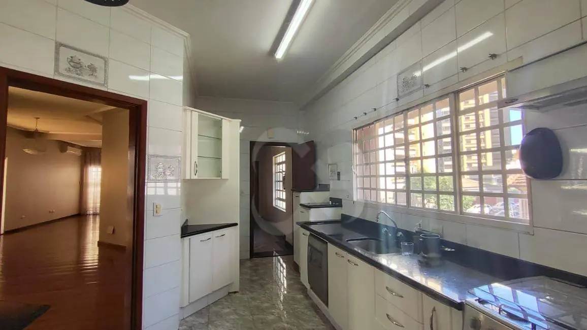 Foto 1 de Apartamento com 4 quartos para alugar, 315m2 em Centro, Londrina - PR