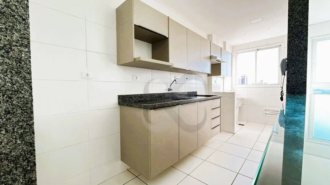 Foto 5 de Apartamento com 3 quartos para alugar, 115m2 em Centro, Londrina - PR