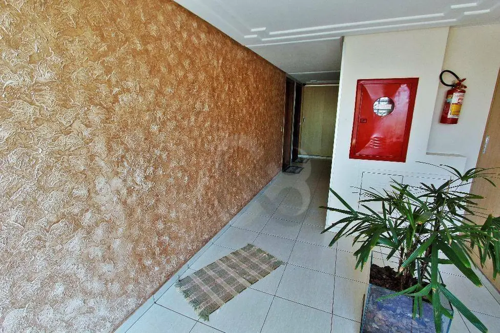 Apartamento com 3 quartos à venda, 101m2 em Vila Ipiranga, Londrina - PR - imagem 2 Foto 2 de Apartamento com 3 quartos à venda, 101m2 em Vila Ipiranga, Londrina - PR