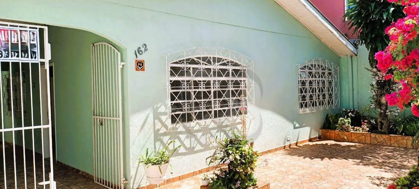 Foto 9 de Casa com 2 quartos à venda, 198m2 em Conjunto Semiramis Barros Braga, Londrina - PR