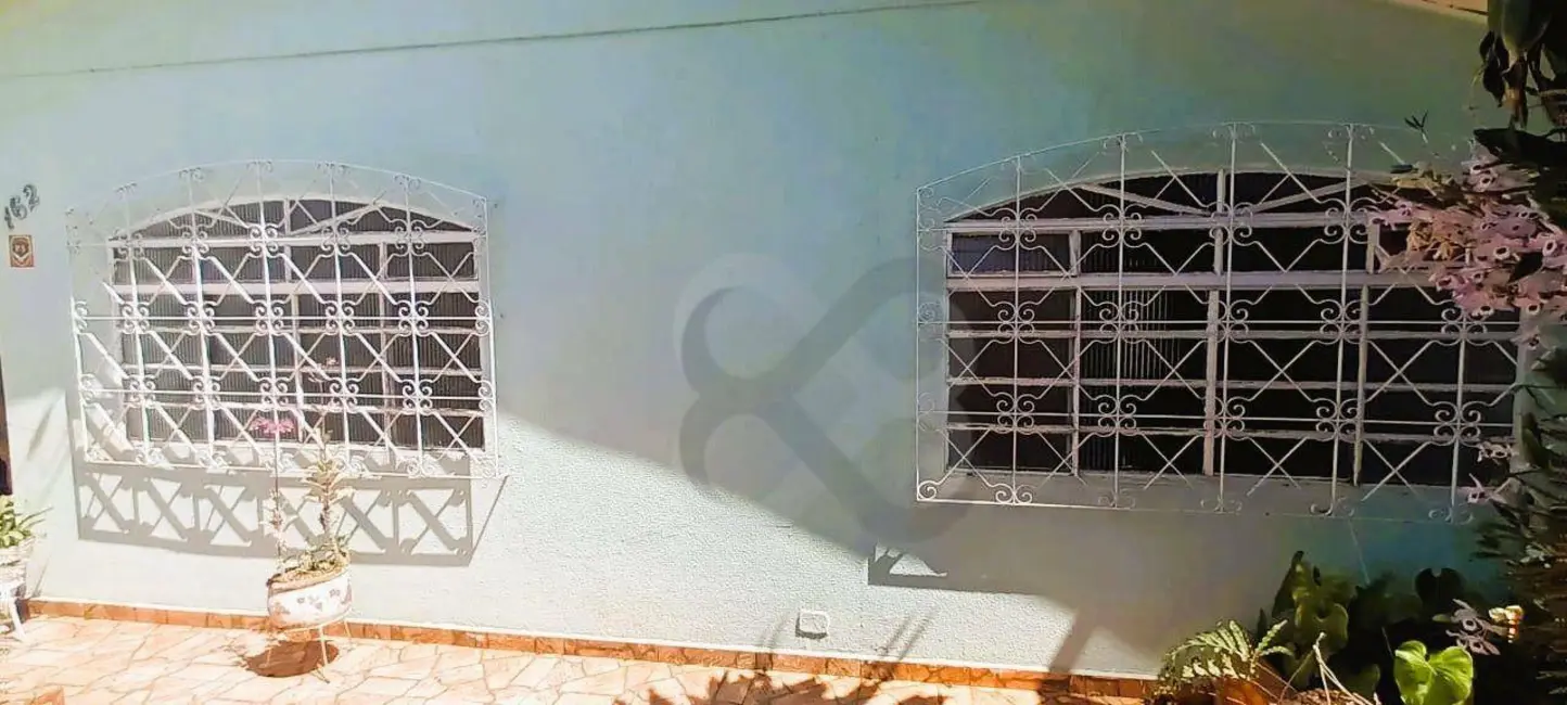 Foto 8 de Casa com 2 quartos à venda, 198m2 em Conjunto Semiramis Barros Braga, Londrina - PR