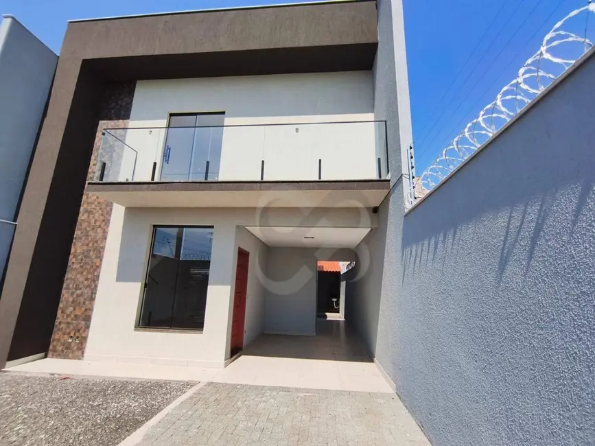 Foto 3 de Sobrado com 3 quartos à venda, 140m2 em Coliseu, Londrina - PR