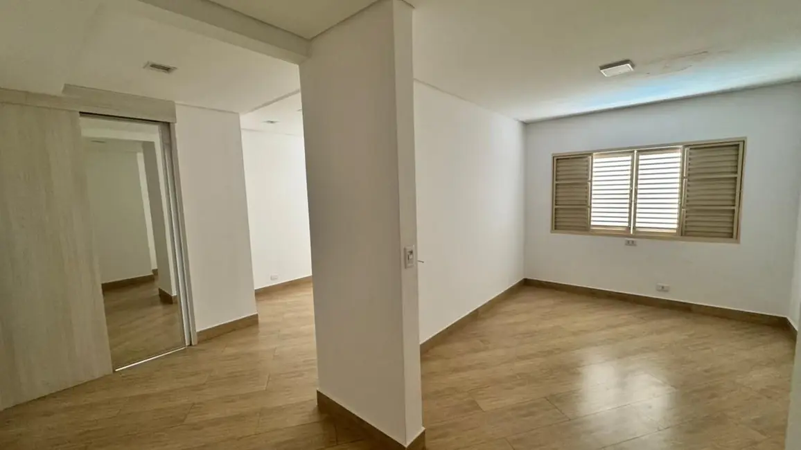 Foto 8 de Casa com 3 quartos à venda e para alugar, 390m2 em Andrade, Londrina - PR