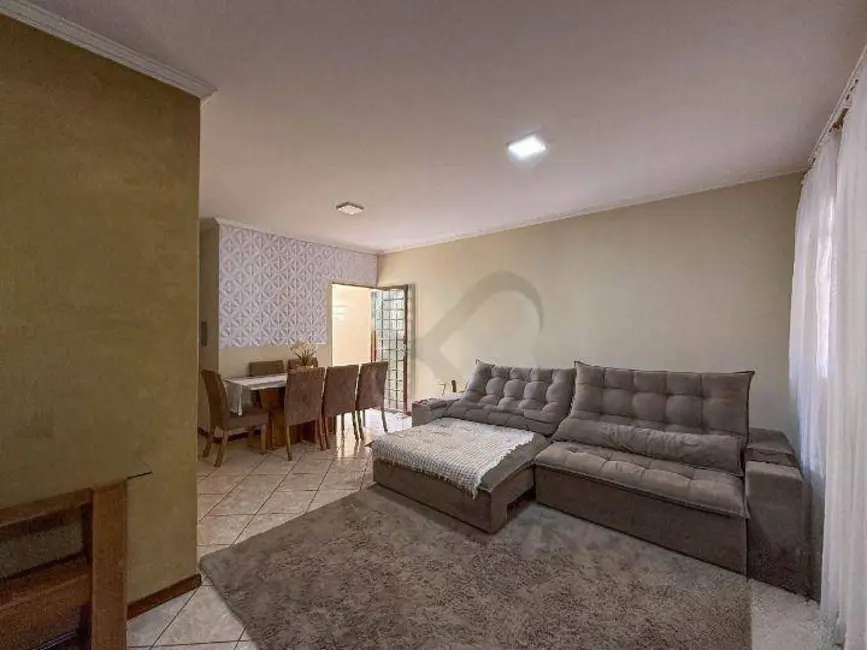 Foto 3 de Casa com 3 quartos à venda, 169m2 em Jardim Império do Sol, Londrina - PR