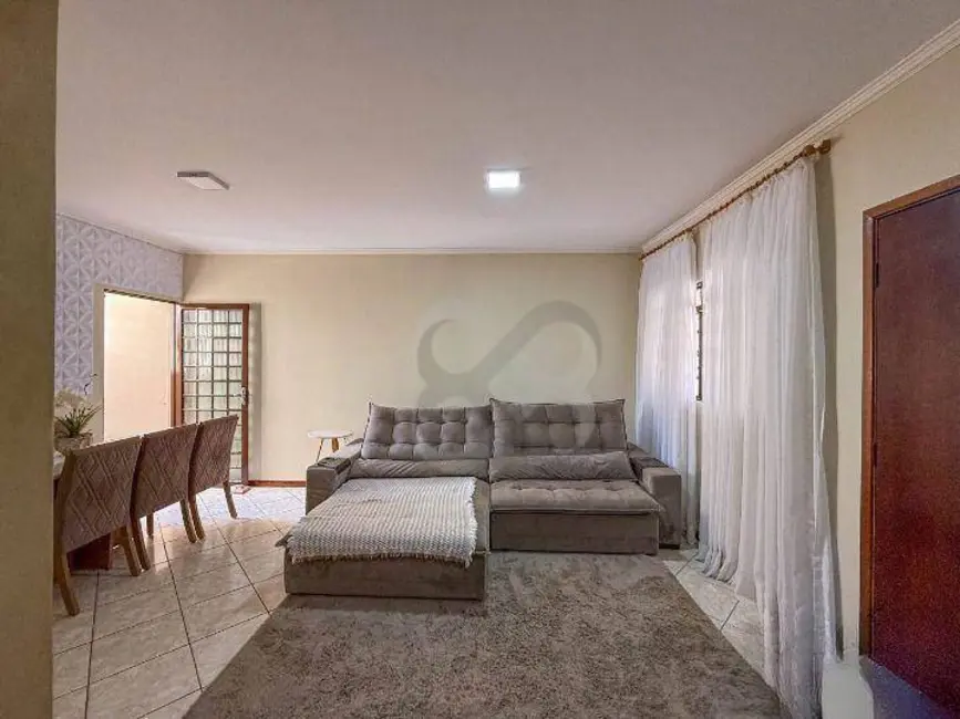 Foto 2 de Casa com 3 quartos à venda, 169m2 em Jardim Império do Sol, Londrina - PR