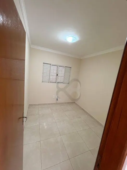 Foto 8 de Casa com 3 quartos à venda, 250m2 em Santiago, Londrina - PR