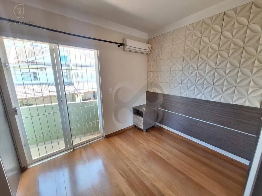 Foto 8 de Casa de Condomínio com 3 quartos à venda, 158m2 em Industrial, Londrina - PR