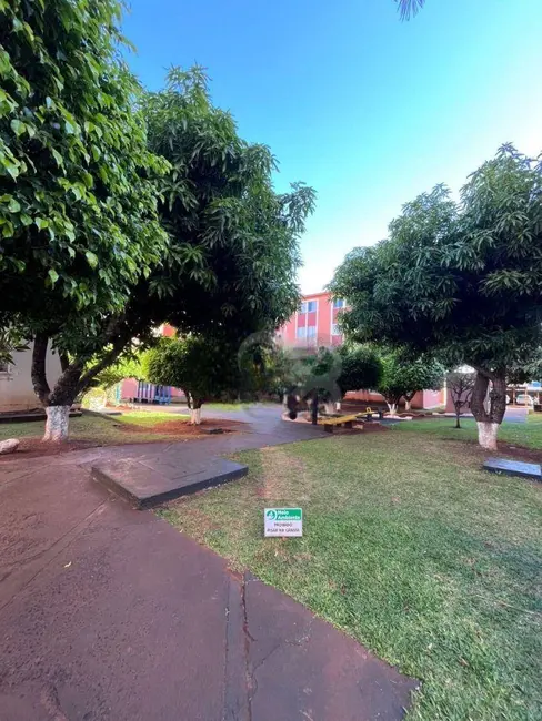 Foto 3 de Apartamento com 3 quartos à venda, 57m2 em Jardim Santa Cruz, Londrina - PR