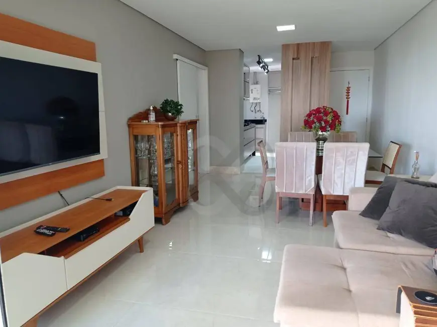 Foto 2 de Apartamento com 3 quartos para alugar, 185m2 em Gleba Fazenda Palhano, Londrina - PR