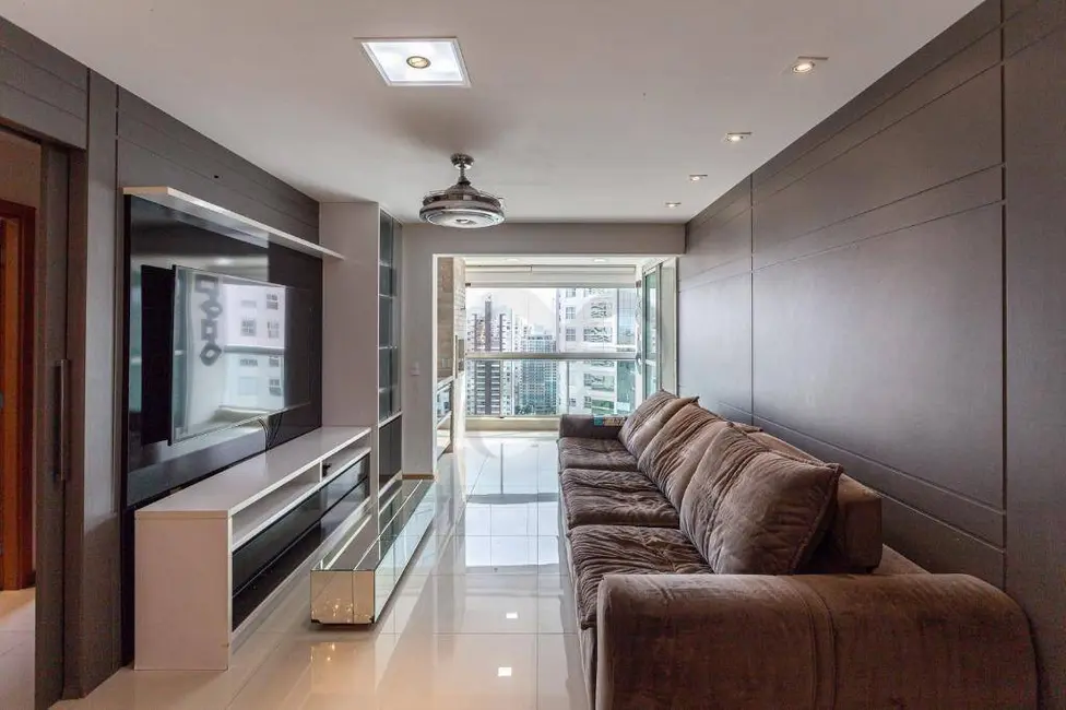 Foto 3 de Apartamento com 3 quartos à venda e para alugar, 172m2 em Gleba Fazenda Palhano, Londrina - PR