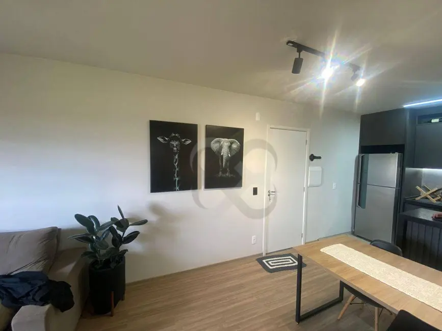 Apartamento com 2 quartos à venda, 54m2 em Colinas, Londrina - PR - imagem 5 Foto 5 de Apartamento com 2 quartos à venda, 54m2 em Colinas, Londrina - PR