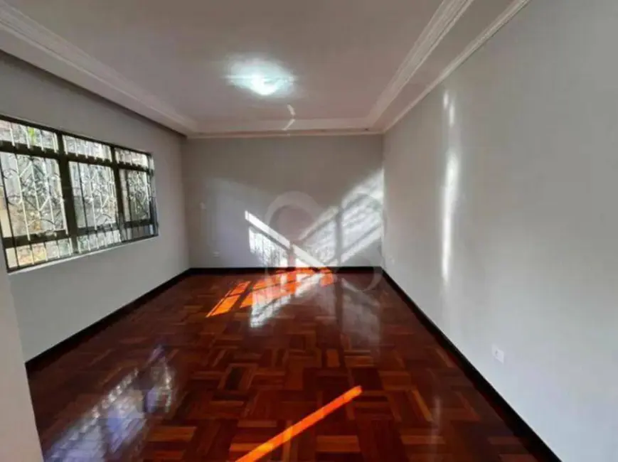 Foto 4 de Casa com 4 quartos à venda, 360m2 em Jardim Adriana II, Londrina - PR