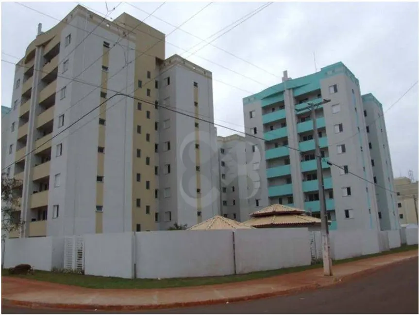 Apartamento com 3 quartos à venda, 95m2 em Vale dos Tucanos, Londrina - PR - imagem 2 Foto 2 de Apartamento com 3 quartos à venda, 95m2 em Vale dos Tucanos, Londrina - PR
