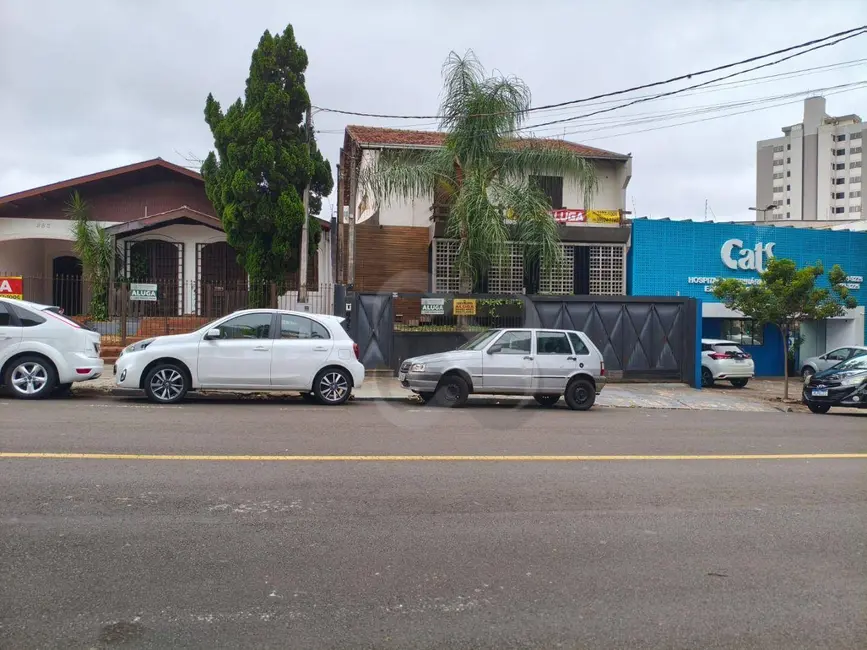 Foto 1 de Sobrado com 3 quartos para alugar, 320m2 em Aurora, Londrina - PR