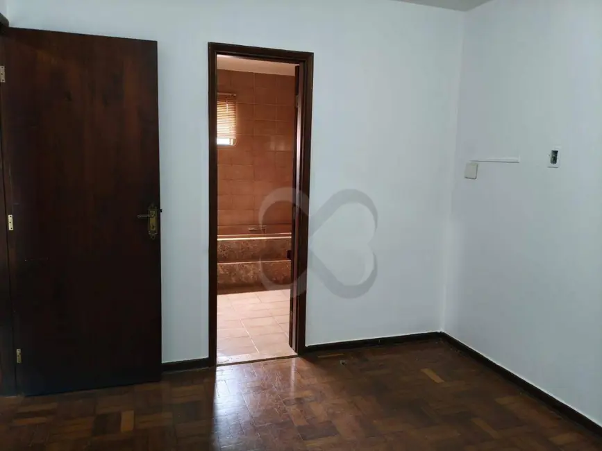 Foto 7 de Sobrado com 3 quartos para alugar, 320m2 em Aurora, Londrina - PR