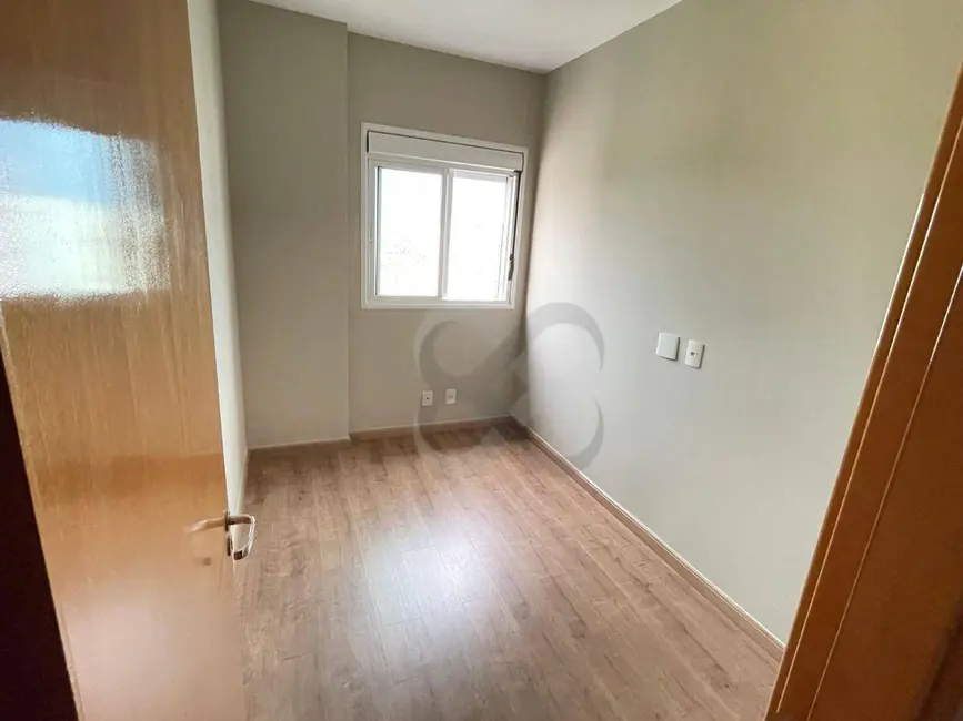 Foto 9 de Apartamento com 3 quartos à venda, 115m2 em Santa Rosa, Londrina - PR
