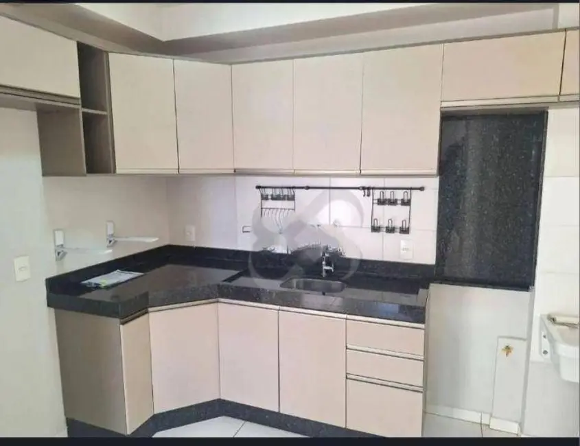 Foto 6 de Apartamento com 2 quartos para alugar, 45m2 em Londrina - PR