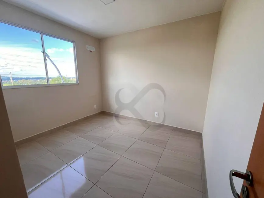 Foto 6 de Apartamento com 2 quartos à venda, 42m2 em Londrina - PR