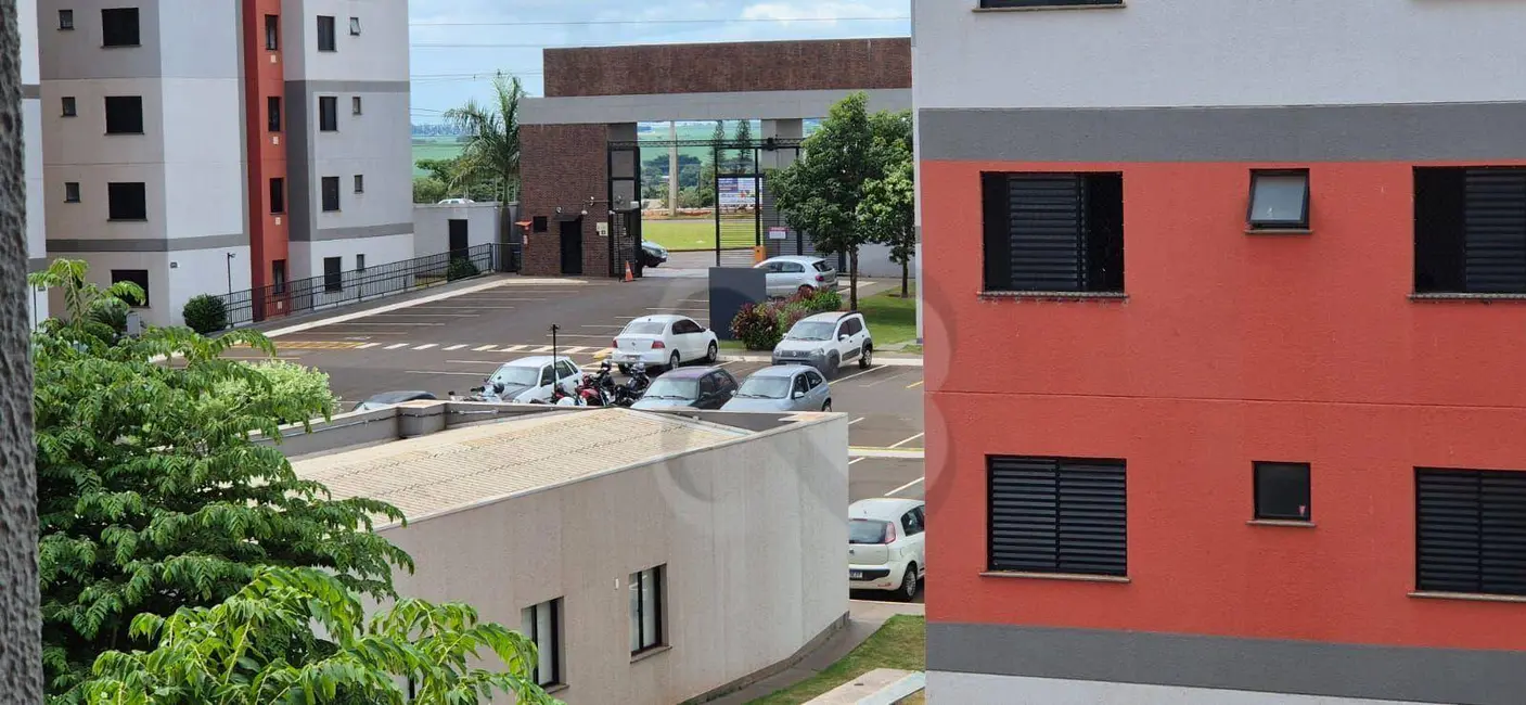 Foto 2 de Apartamento com 2 quartos à venda, 47m2 em Jardim Maria Celina, Londrina - PR