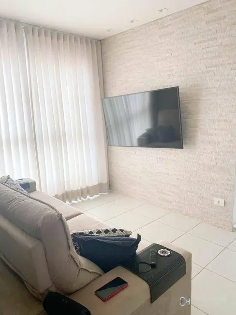 Foto 5 de Apartamento com 3 quartos à venda, 98m2 em Champagnat, Londrina - PR