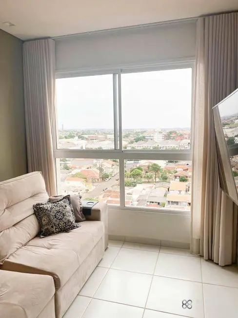 Foto 4 de Apartamento com 3 quartos à venda, 98m2 em Champagnat, Londrina - PR