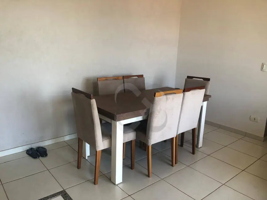 Foto 6 de Apartamento com 3 quartos à venda, 98m2 em Champagnat, Londrina - PR